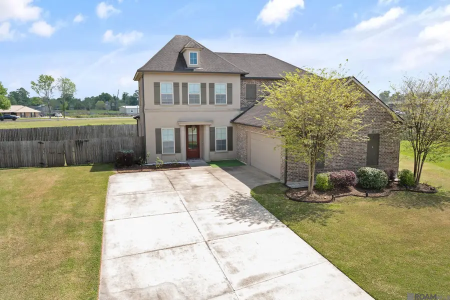 16352 Anna Belle Dr, Prairieville, LA 70737 - #2