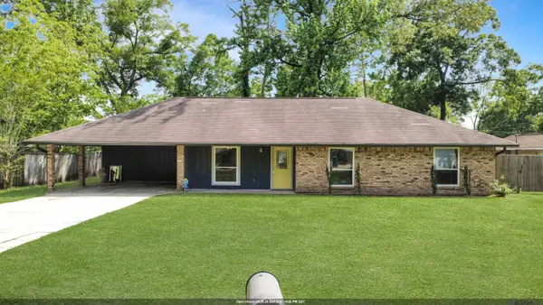 8054 Minglewood Ave, Denham Springs, LA 70706