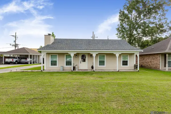18522 Perkins Oak Rd, Prairieville, LA 70769