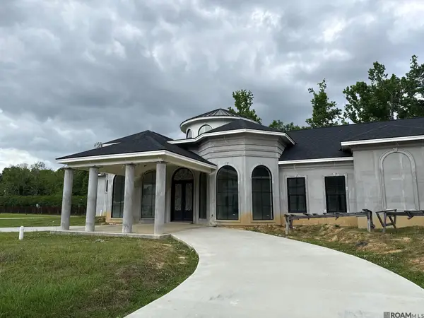 10201 Amelia Flower Ln, Baton Rouge, LA 70810