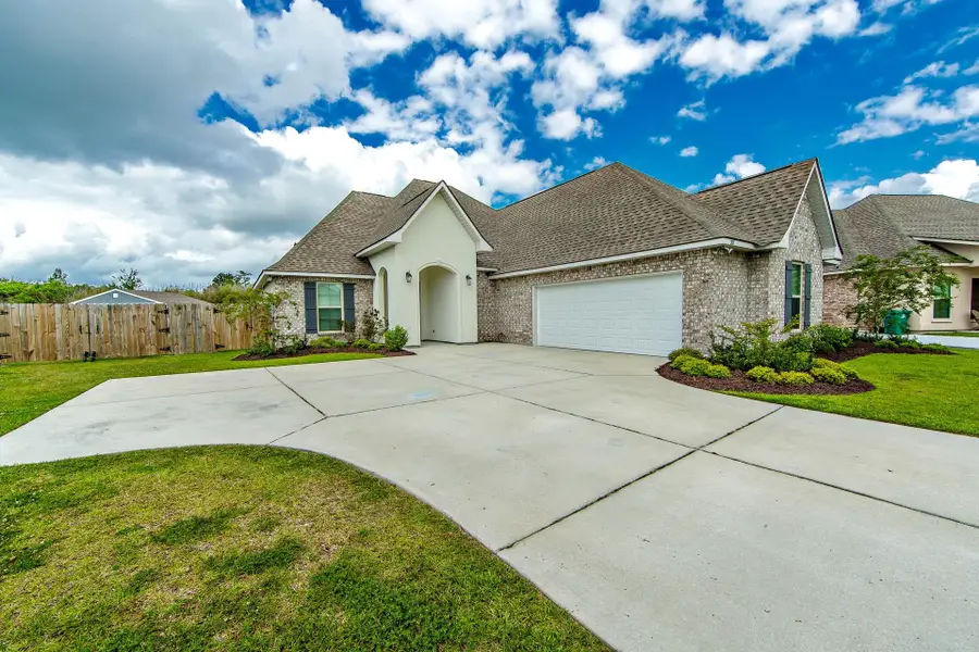 327 Modesto Drive, Houma, LA 70364 - #2