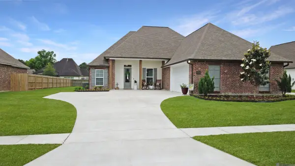 7236 Effie Dr, Denham Springs, LA 70706