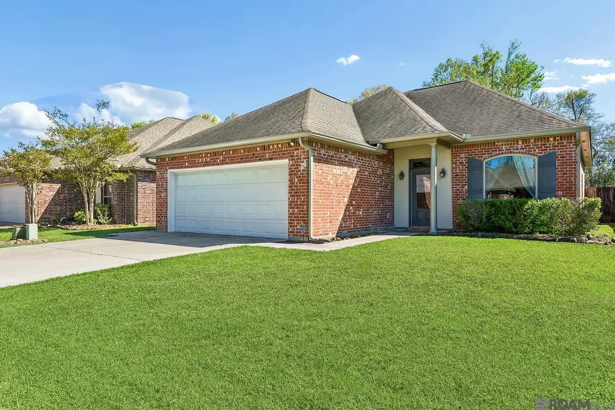 16346 Venetian Ave, Old Jefferson, LA 70817 - #1