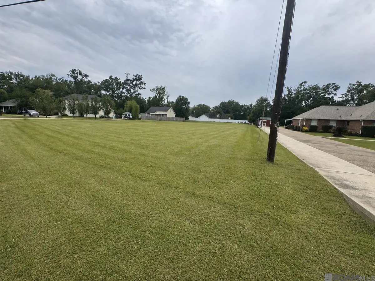 39753 Rou Mar Nei Dr, Ponchatoula, LA 70454 - #1