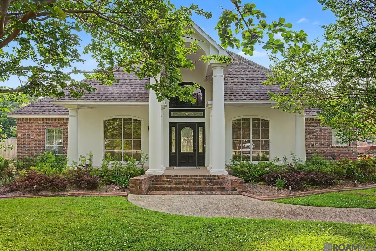 35110 Stone Castle Dr, Denham Springs, LA 70706 - #1
