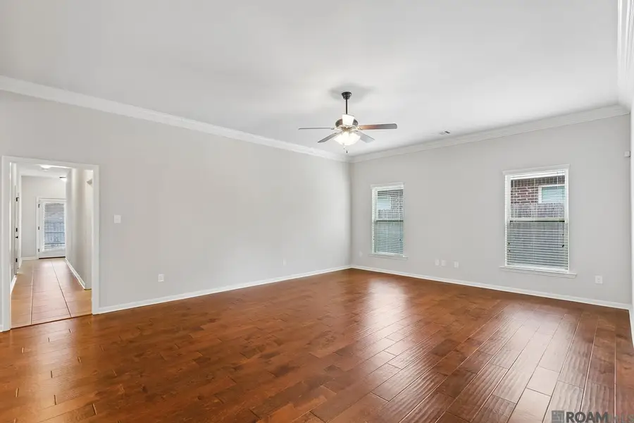 16255 White Rose Dr, Baton Rouge, LA 70817 - #2
