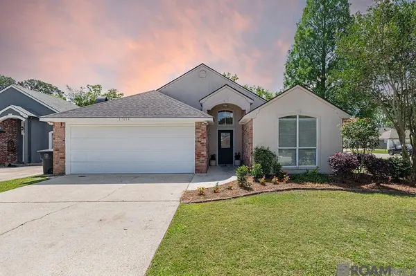 17614 Christophers Crossing Dr, Baton Rouge, LA 70817