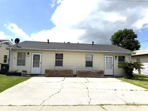 242 / 244 Saint Peter St, Houma, LA 70363
