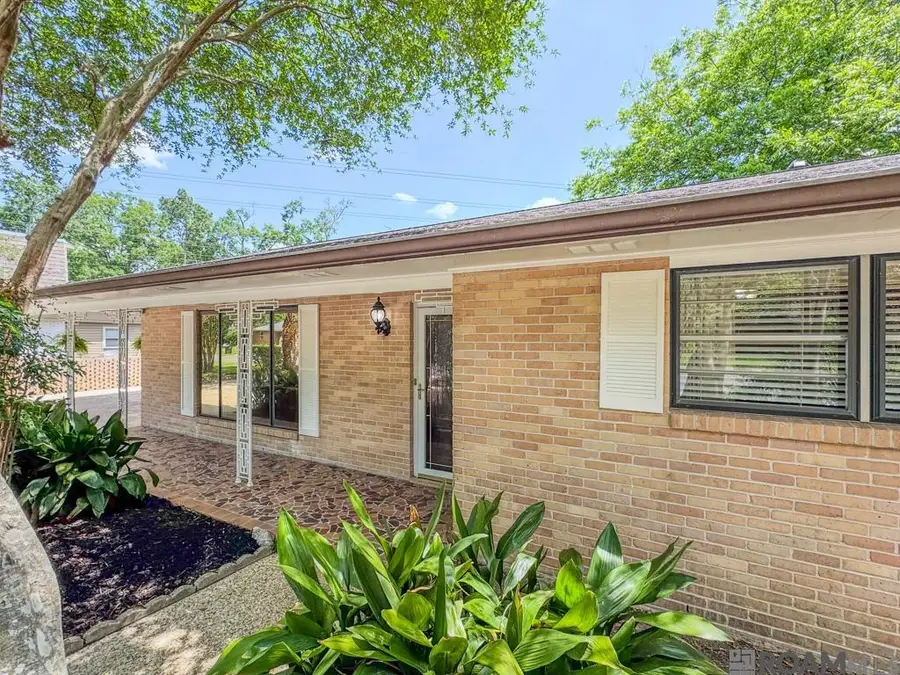 1025 Elizabeth Dr, Baton Rouge, LA 70815 - #2