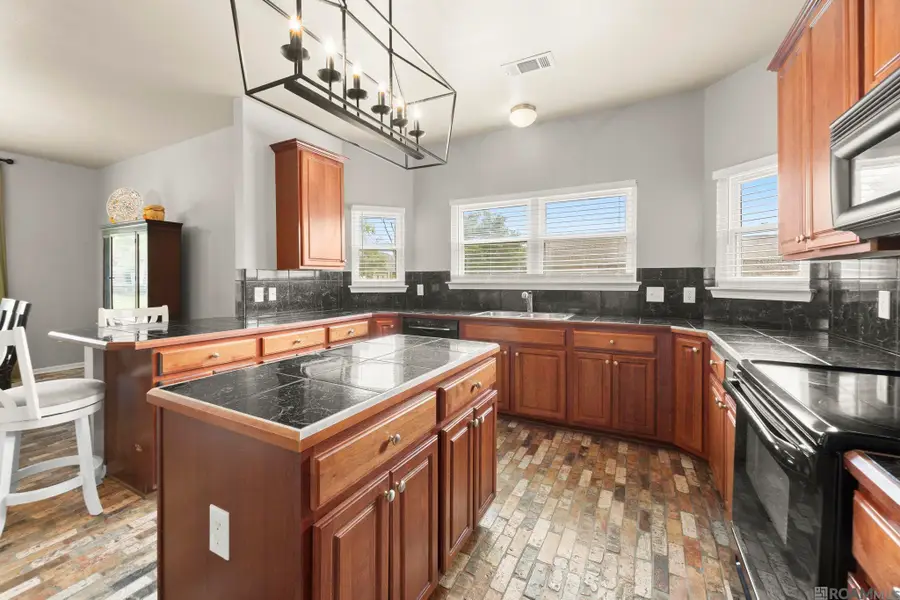 36385 Crestway Ave, Prairieville, LA 70769 - #2