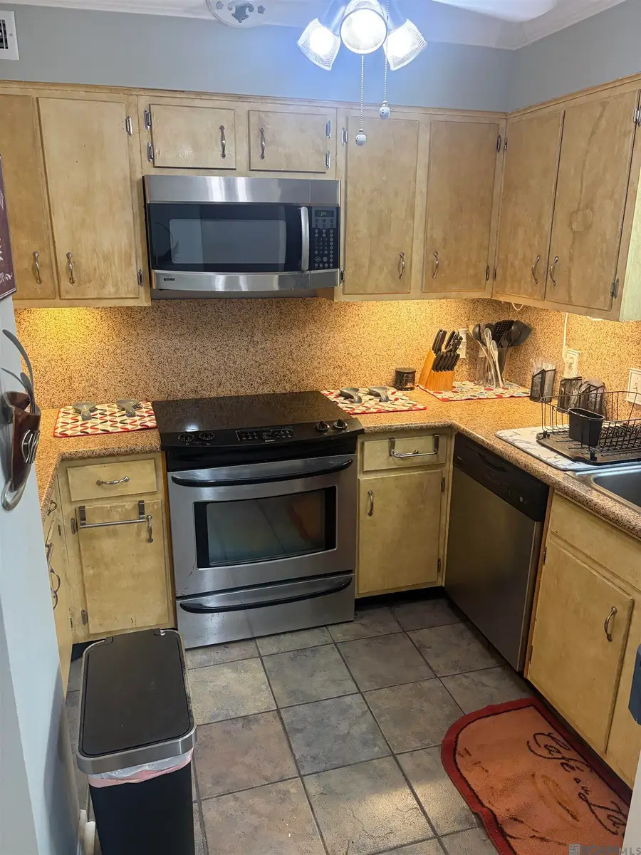 1755 College Dr #219, Baton Rouge, LA 70808 - #2