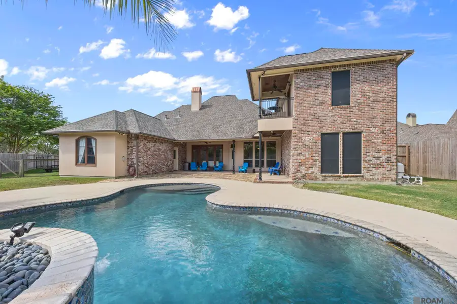 17747 E Purple Martin Ct, Baton Rouge, LA 70816 - #2