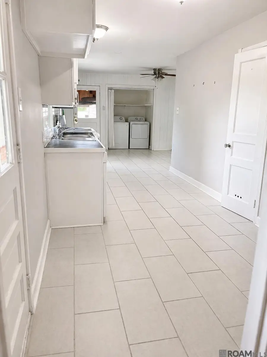 823/825 Rittiner Dr, Baton Rouge, LA 70806 - #2