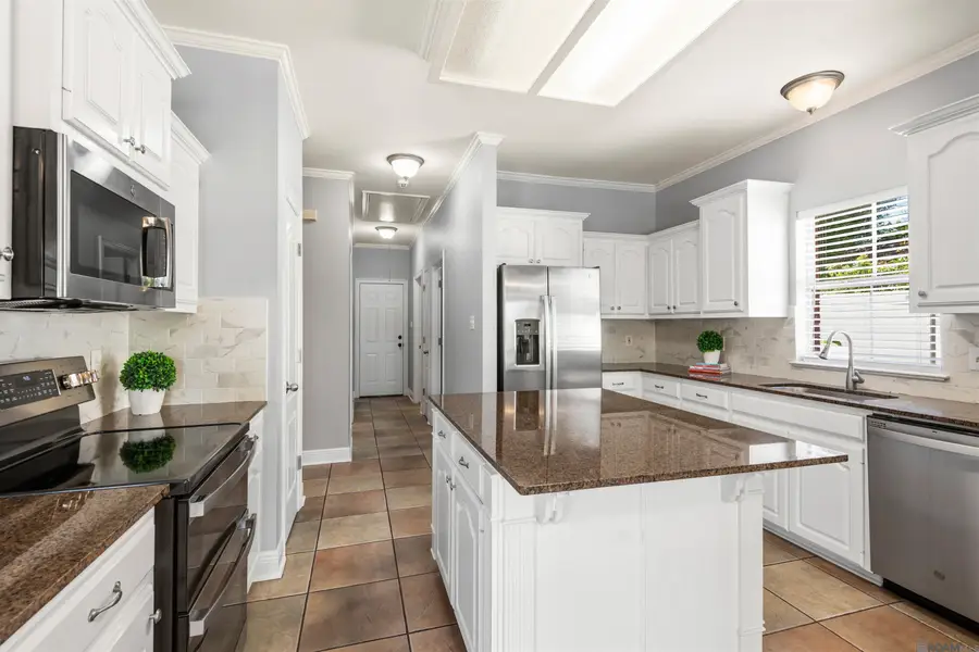 18939 Beaujolaes Ave, Baton Rouge, LA 70817 - #3