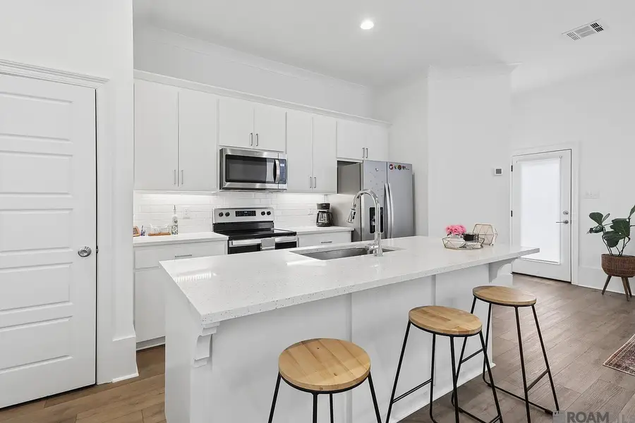 2047 Red Stick Villas Dr, Baton Rouge, LA 70815 - #2