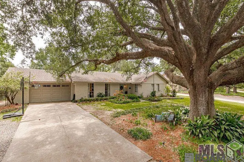 5734 Hyacinth Ave, Baton Rouge, LA 70808 - #1