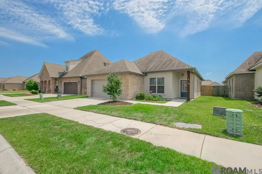 1147 Gentle Wind Dr, Baton Rouge, LA 70820 - #2