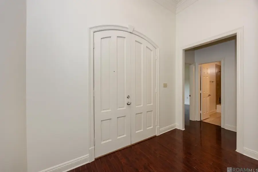 11051 Shoreline Dr, Baton Rouge, LA 70809 - #3