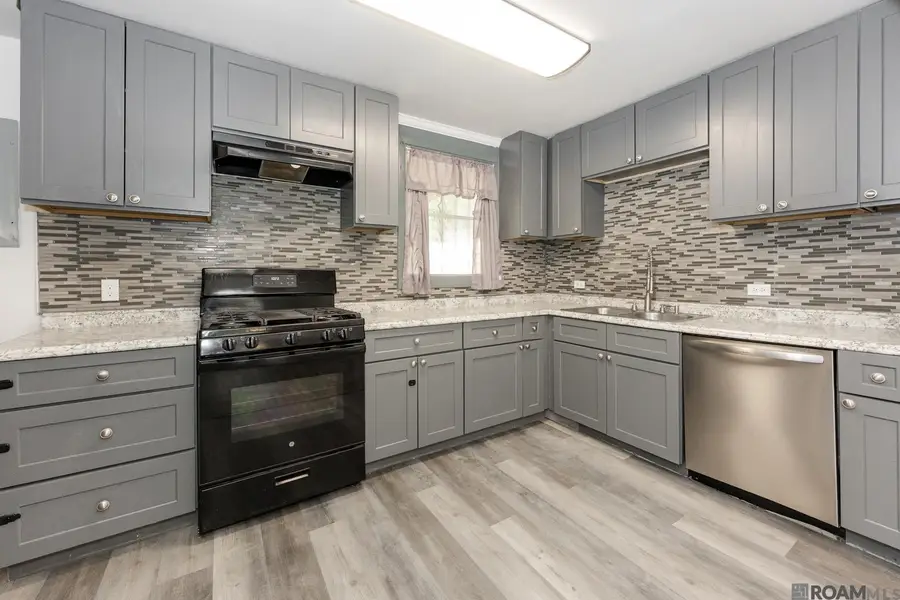 5539 Longfellow Dr, Baton Rouge, LA 70805 - #3