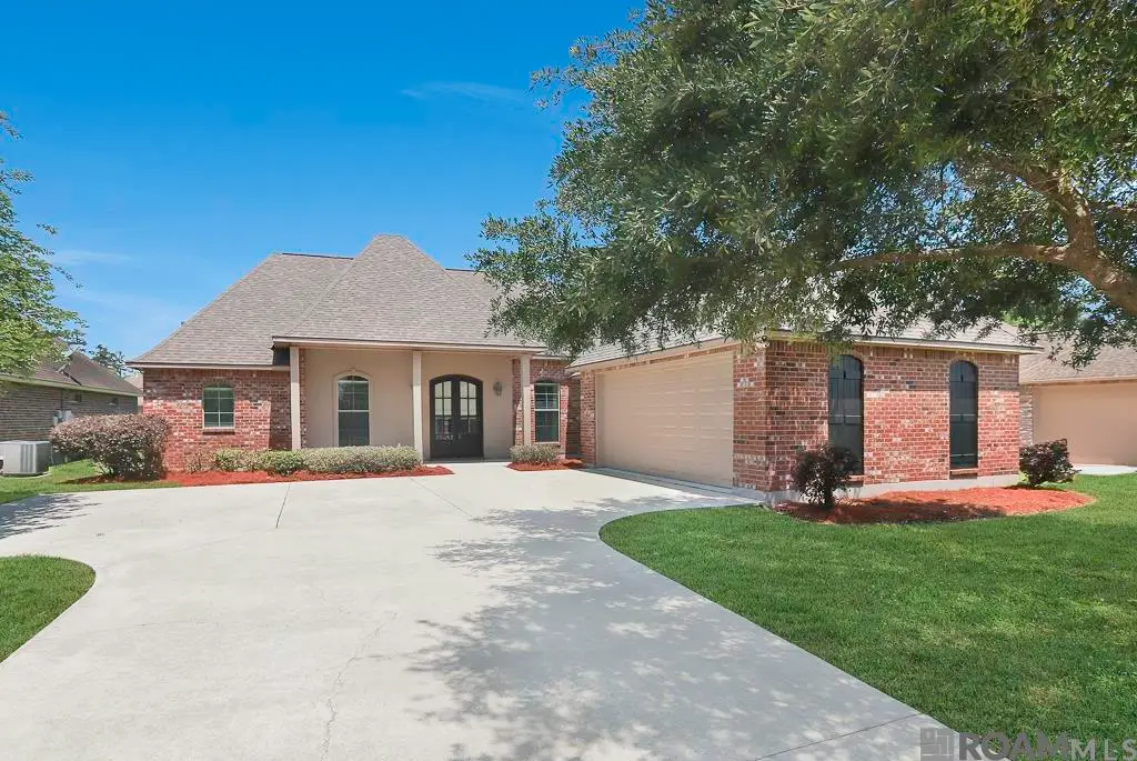 38082 Timber Trace Ct, Prairieville, LA 70769 - #1