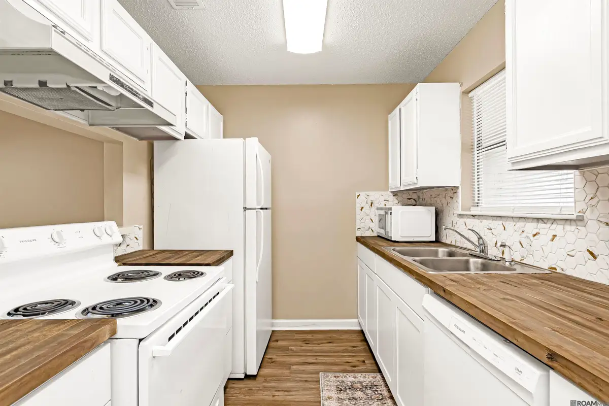 1826 S Brightside View Dr #M, Baton Rouge, LA 70820 - #1