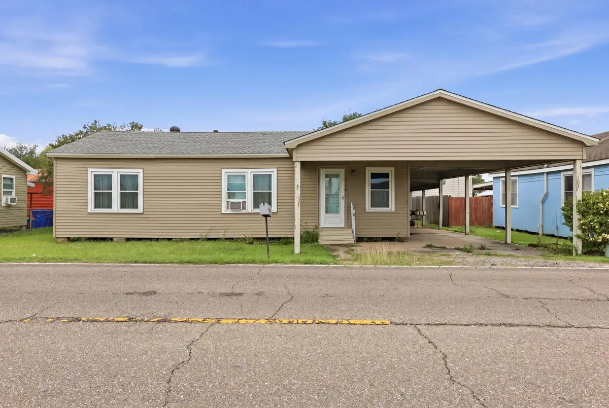 1114 Tiger Dr, Thibodaux, LA 70301 - #1