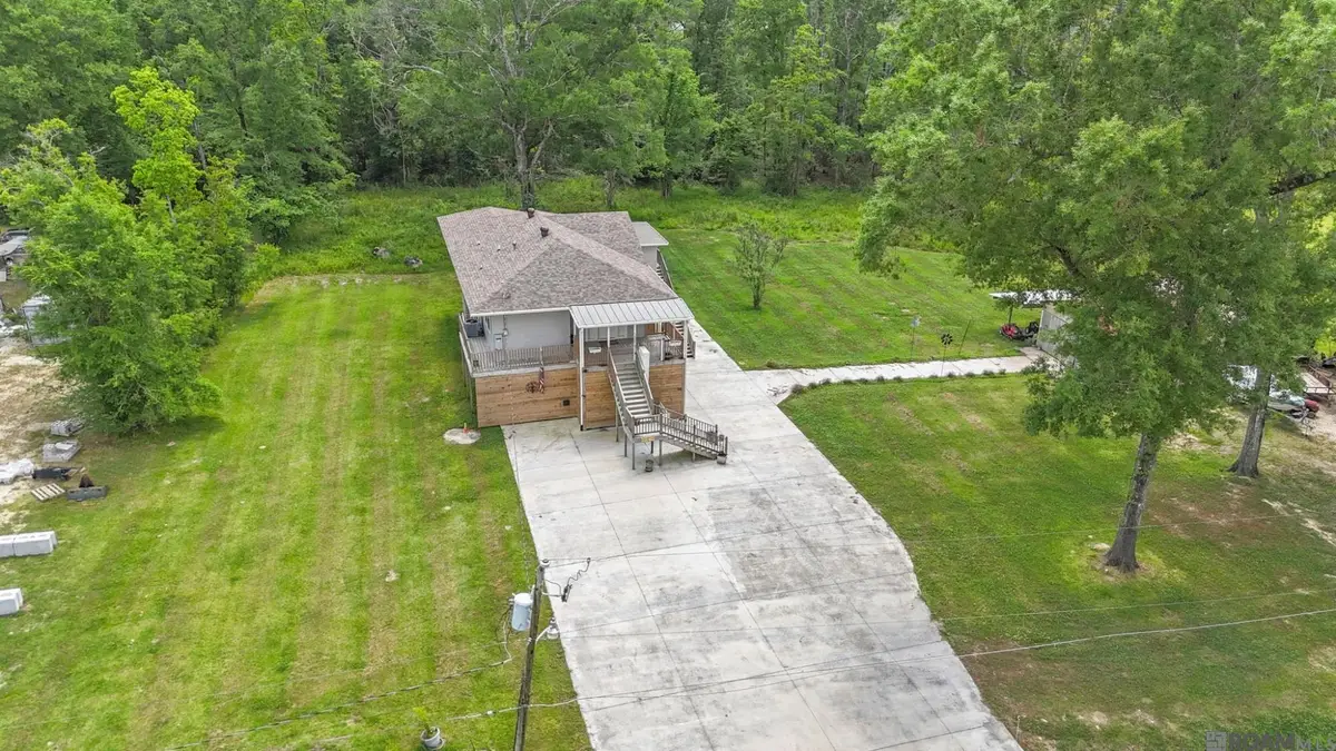 41255 Oak Harbor Rd, Prairieville, LA 70769 - #1