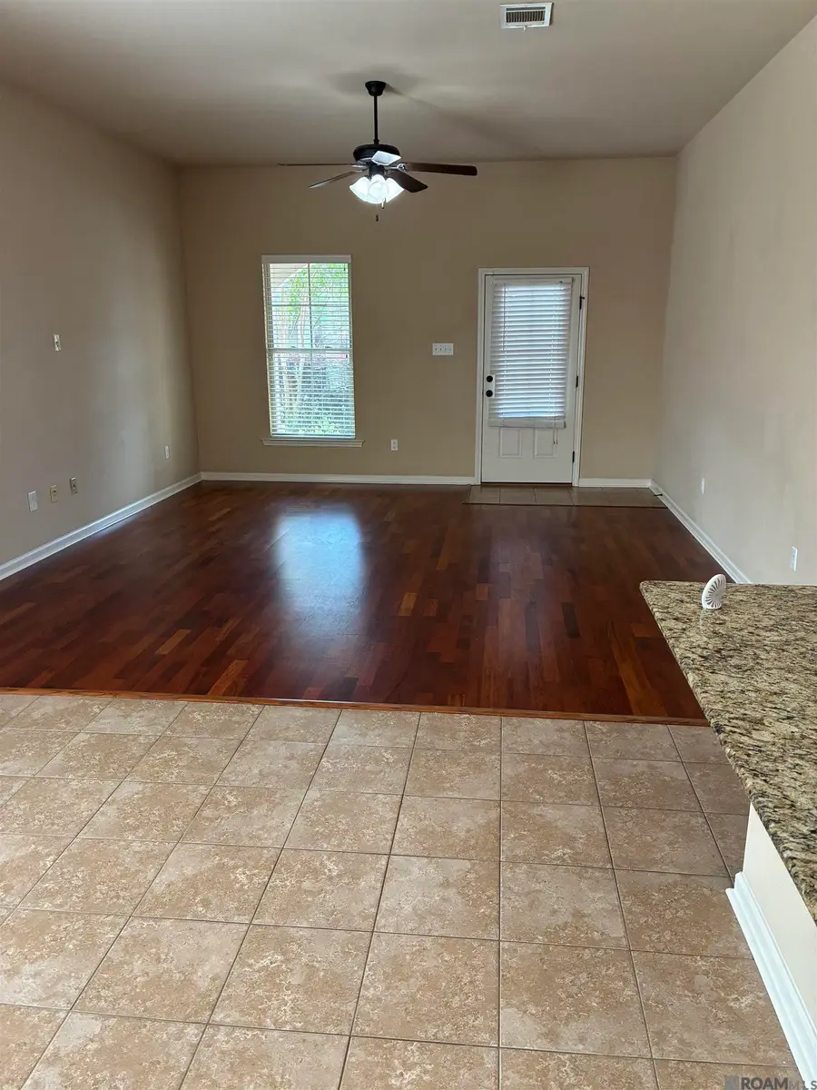 37252 Market Place Dr, Prairieville, LA 70769 - #2