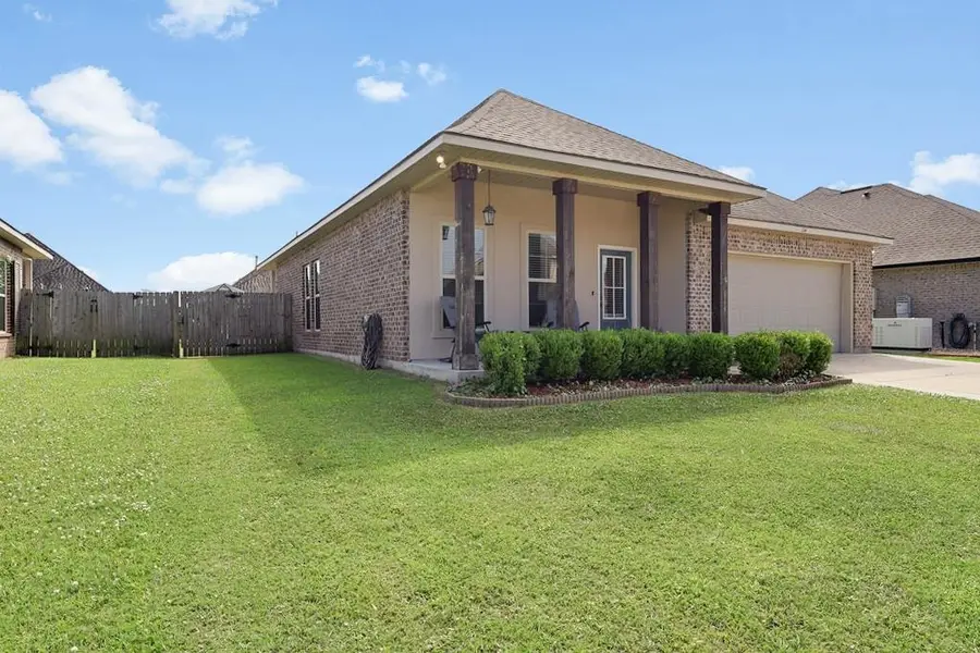 134 Red Maple Dr, Gray, LA 70359 - #2