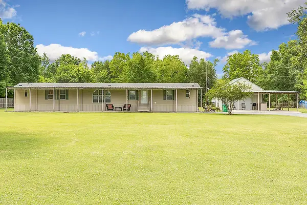 865 Highway 398, Labadieville, LA 70372
