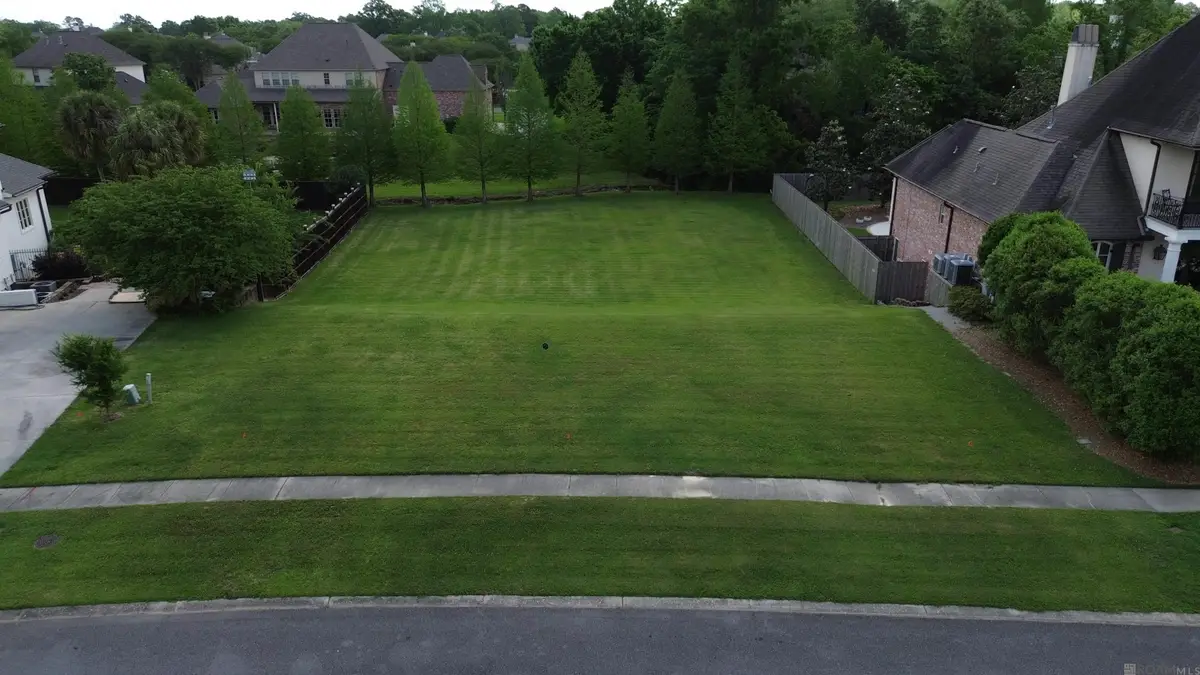 13715 Paddington Ln, Baton Rouge, LA 70810 - #1
