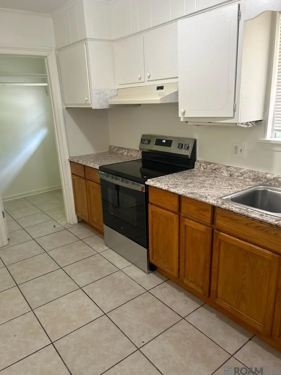 155 E Holly, Baton Rouge, LA 70819 - #2