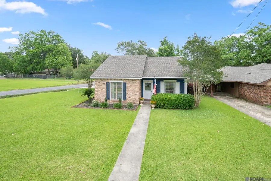 15120 Ridgewood Ave, Prairieville, LA 70769 - #2