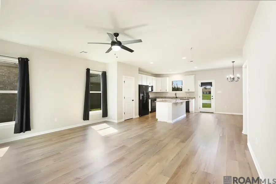 23167 Wilton Dr, Denham Springs, LA 70726 - #2
