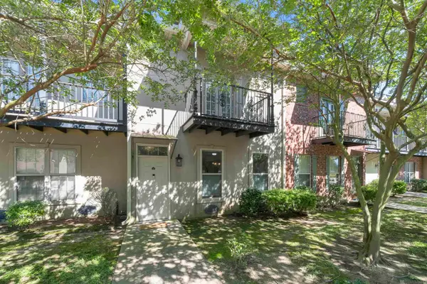10600 Lakes Blvd #1805, Baton Rouge, LA 70810