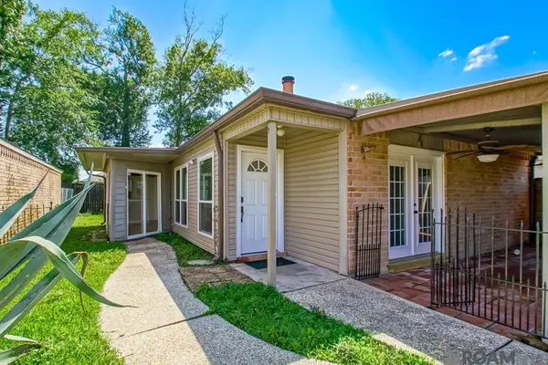 2331 Torrey Pine Dr, Baton Rouge, LA 70816