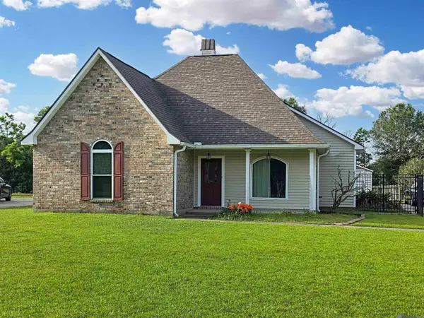 13344 David Lee Dr, Walker, LA 70785