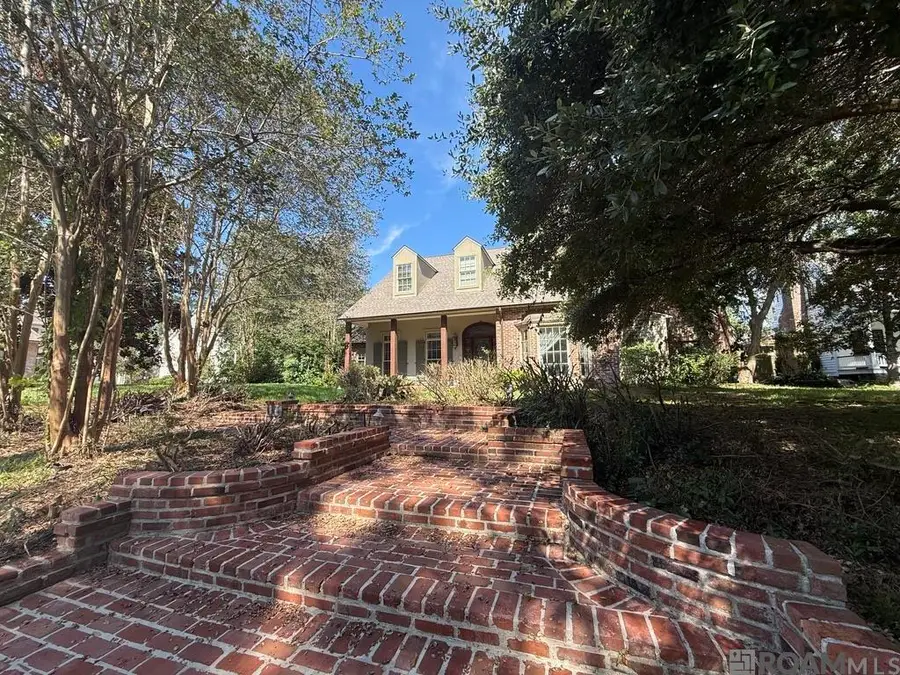 1831 Old Plantation Ln, Baton Rouge, LA 70806 - #2