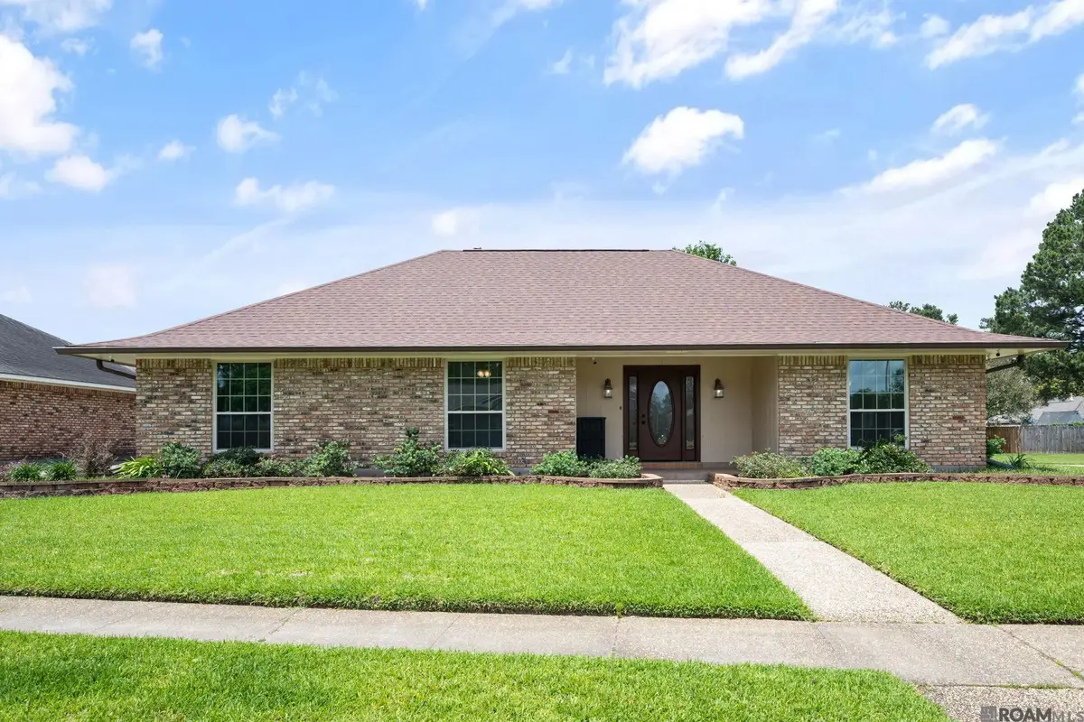 4910 Woodlyn Dr, Baton Rouge, LA 70816 - #1