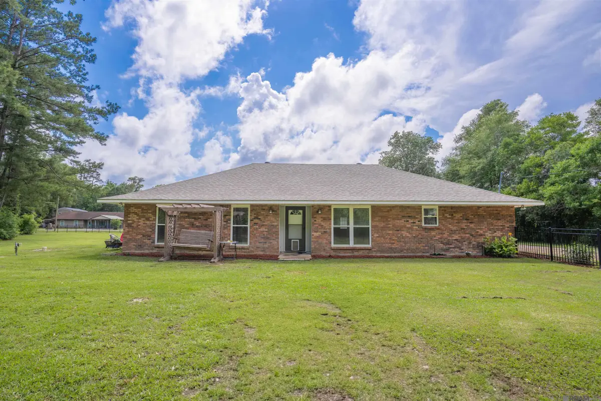 18122 Sharon Dr, Ponchatoula, LA 70454 - #1