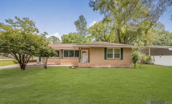 1542 N Woodcrest Ave, Denham Springs, LA 70726