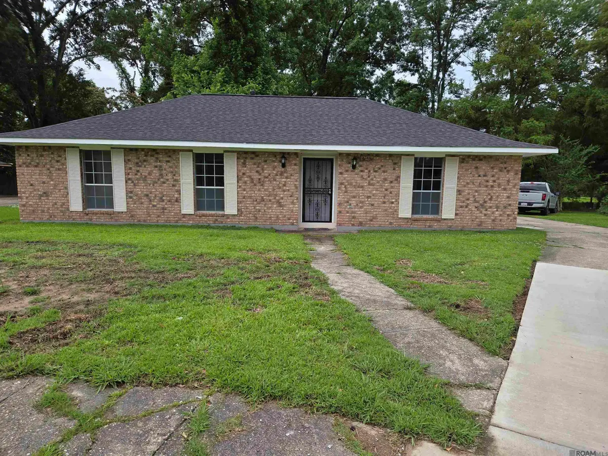 6726 Pine Island Ave, Baton Rouge, LA 70811 - #1