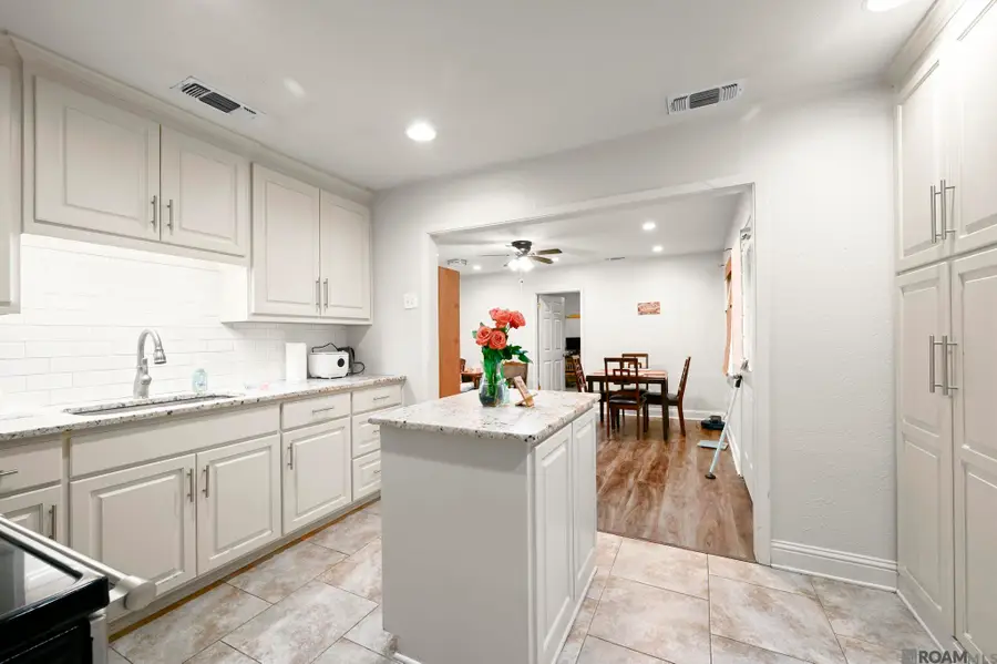 4615 41st St, Zachary, LA 70791 - #3