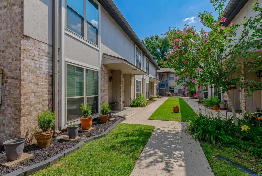 2245 King Arthur Blvd #8B, Baton Rouge, LA 70816 - #3