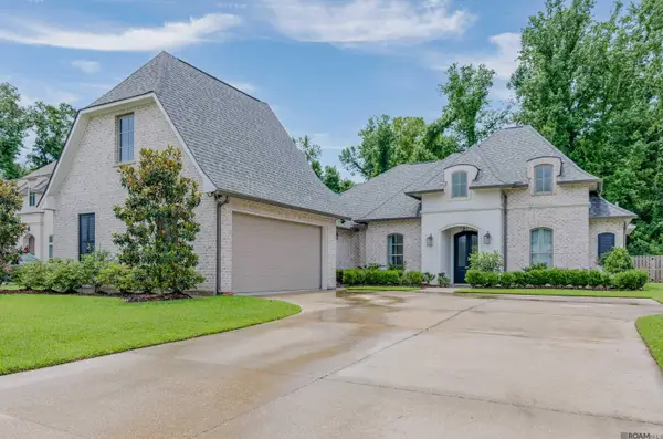 36501 Royal Oak Dr, Prairieville, LA 70769