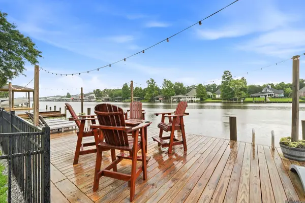 12132 River Highlands, St Amant, LA 70774