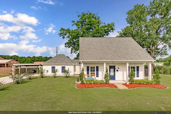 1502 Lamotte Ln, Port Allen, LA 70767
