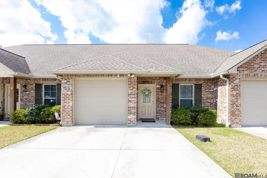 9017 Lockhart Rd #1-C, Denham Springs, LA 70726 - #2