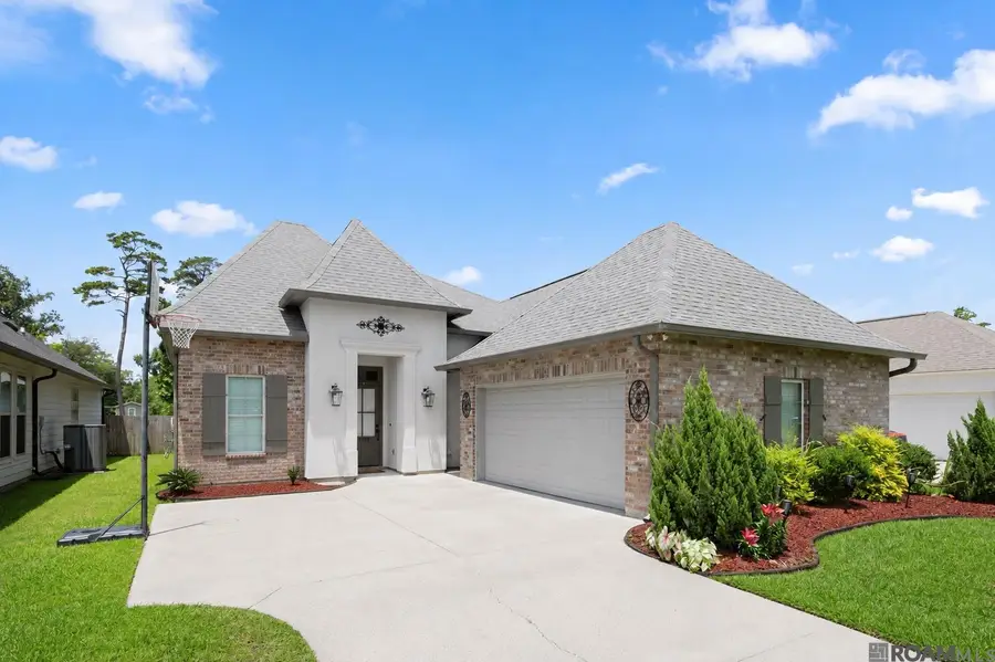 30189 Sanctuary Blvd, Denham Springs, LA 70726 - #2
