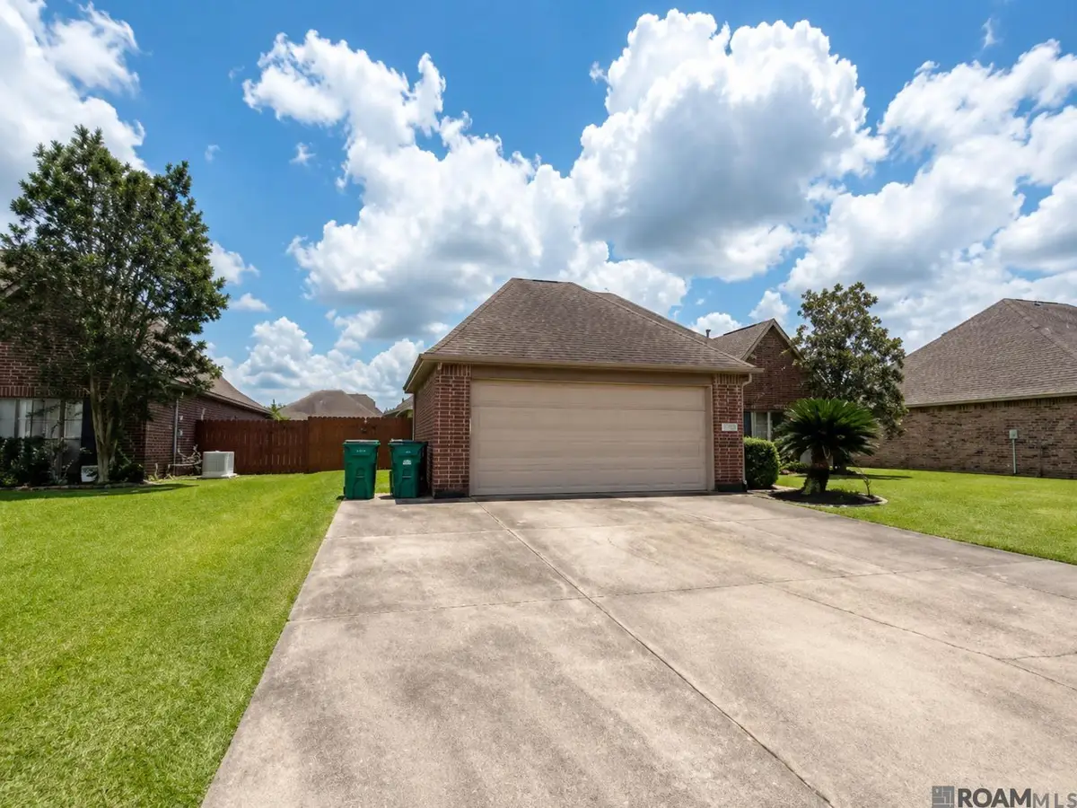 11446 Lemonwood Dr, Denham Springs, LA 70726 - #1